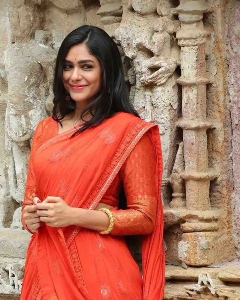 mrunal-thakur-vijay-deverakonda-marriage-photos
